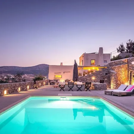 Paros Sleeps 12 T478610 Parikia (Paros)